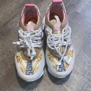 Versace chain reaction size 39
